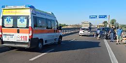 Prima l'incidente, arriva l'ambulanza e viene travolta da un'altra auto. Le foto