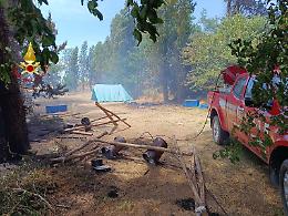 15 scout di Taranto salvati dalle fiamme: incendio devasta oltre 130 ettari