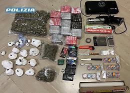 Droga nascosta in casa: sequestrati 9 chili di stupefacenti e due giovani arrestati