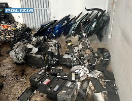 Furti d&rsquo;auto nella Bat, blitz della Polizia: misure cautelari contro un gruppo criminale di Cerignola