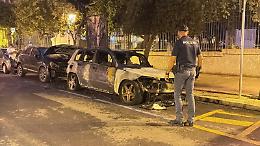 Undici auto incendiate, on. Maiorano: “Serve più sicurezza, la città è sotto assedio”