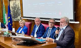 Ex Ilva, sei pretendenti per acquistare il siderurgico. Intanto il vertice sulla cassa integrazione slitta