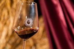 Primitivo di Manduria, un’estate in tour tra degustazioni, tradizione e spettacolo