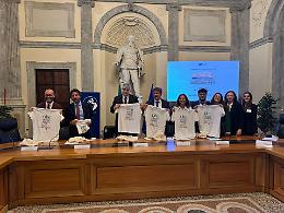 “Libri nel Borgo Antico” alla 16ª edizione: 150 autori, grandi nomi e il borgo trasformato in un salotto letterario