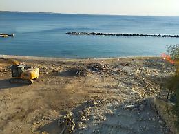 Lungomare ufficialmente balneabile? Forse dalla prossima estate