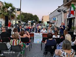 “Differenziamoci ancora”, due giorni di confronto contro l’abbandono dei rifiuti