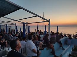 “Le Due Bari 2025” accende il Ferragosto con oltre 40 spettacoli gratuiti in tutta la città
