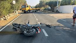 Scontro tra moto e auto a Luogovivo, ferito un motociclista