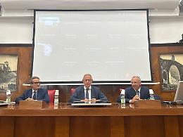Ex Ilva, intesa storica per la decarbonizzazione. Urso: "È prevalso il senso di responsabilità e l’interesse comune "