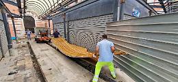 Ferragosto, pulizia straordinaria nei mercati coperti. Le foto