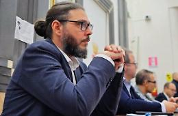 Invasi da rifiuti e insetti, "No a giochi di potere. Ora serve un manager vero per Kyma Ambiente"