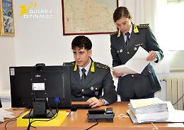 Scoperti 13 lavoratori in nero: controlli della Finanza contro il sommerso