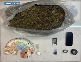 Arrestato 35enne per spaccio: in casa cocaina, marijuana e hashish