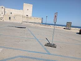 Parcheggi in piazza Re Manfredi: partenza tra polemiche e promesse disattese