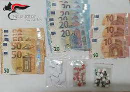 Movida , pusher 21enne arrestato con 48 dosi di droga