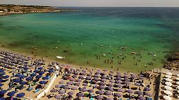 Battaglia sulla spiaggia Saint Bon: la Cassazione deciderà il futuro dei lavoratori civili della Difesa