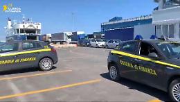Rapimento e minacce, latitante arrestato mentre si nascondeva tra la merce di un tir