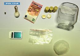 Droga nella casa di campagna, coppia arrestata