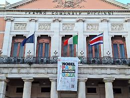 Indipendenza della Costa Rica: esposta la bandiera sul Palazzo della Città