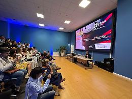 Scuola e impresa insieme: al centro il futuro digitale con fondi Pnrr e nuove tecnologie. Le foto