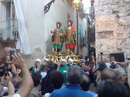 L'attesa dei tarantini per la festa dei Santi Medici