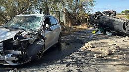 Violento scontro tra Maserati e Mercedes a Lama: un ferito grave. Le foto