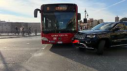 Incidente nelle vicinanze del ponte, traffico in tilt 