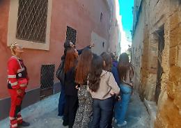 Palazzo Bonifacio invaso dagli studenti del De Sanctis-Galilei: successo per le Giornate FAI d’Autunno. Le foto