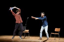 Brindisi: doppia stagione teatrale tra impegno civile e famiglie