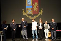 Il Teatro Fusco diventa aula di vita: studenti tarantini protagonisti del progetto “Dire, Fare, Cambiare”. Le foto