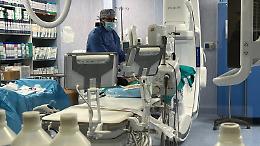 All’ospedale Di Venere le prime ablazioni con radiofrequenza per curare le aritmie. Le foto
