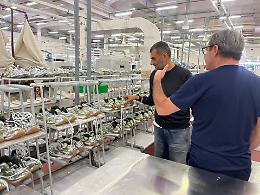 Decaro nel distretto calzaturiero di Casarano: “Ripartiamo dal Made in Salento per una nuova filiera competitiva”