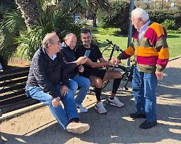 Decaro lancia “Puglia65+”: un piano regionale per una nuova stagione di benessere e partecipazione degli over 65