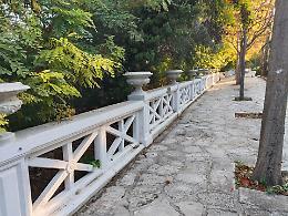 Villa Peripato: finalmente ripulito l'affaccio su Mar Piccolo