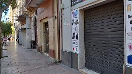 Allarme parcheggi: “Il centro città è al collasso, i negozi chiudono uno dopo l’altro”. Le foto