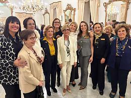 Il premio “Donna d’eccellenza” di Zonta Club alla procuratrice Pina Montanaro. Le foto