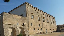 Leporano, l’arte contro la violenza: al Castello Muscettola rinasce “Vite violate”