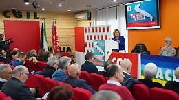 Cgil Puglia, confronto con i candidati governatori: “Serve una regione del lavoro e dei diritti”. Le foto
