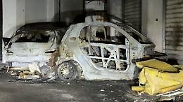 Incendio nella notte al quartiere Paolo VI: distrutte due auto, danni a un edificio ma nessun ferito