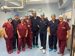 Va in ospedale con dolori alla pancia, salvata da un intervento urgente