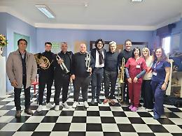 Quando la musica cura l'anima: Il Quintetto della Magna Grecia in concerto alla RSA "Ulivo"