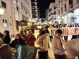 In marcia contro la violenza sulle donne. Le foto