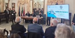 Un fondo per garantire il futuro degli impianti dopo i Giochi del Mediterraneo. Le foto