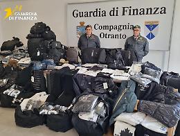 Falsi Prada, Louis Vuitton e K-way venduti porta a porta 