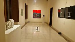 A Palazzo Beltrani inaugurata “Optimis Omnia”, viaggio nell’arte pugliese contemporanea. Le foto