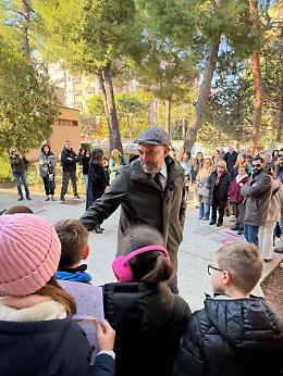 Un giardino intitolato alla memoria della piccola Ester Santoro. Le foto