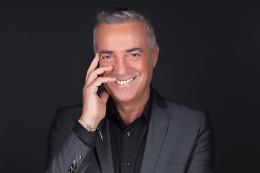 Massimo Ghini rilegge Dino Risi: l'irresistibile e nero &ldquo;Vedovo&rdquo; in scena a Taranto