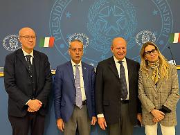 Tecnologie spaziali per l&rsquo;ambiente, intesa su Taranto e Terra dei Fuochi. Le foto