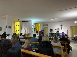 Messa di Natale al Santissima Annunziata, l&rsquo;Arcivescovo Miniero tra sanitari e pazienti. Le foto