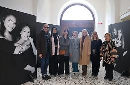 Women for Women against Violence, la mostra per il decennale. Le foto